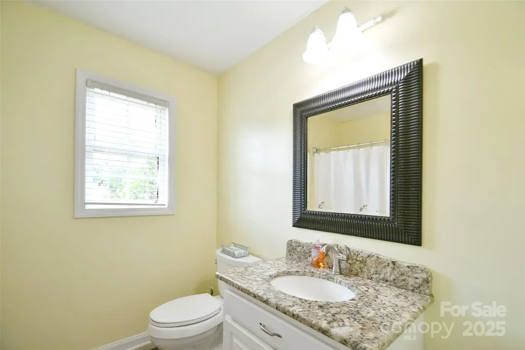 2914 Weatherfield Drive Lincolnton NC 28092