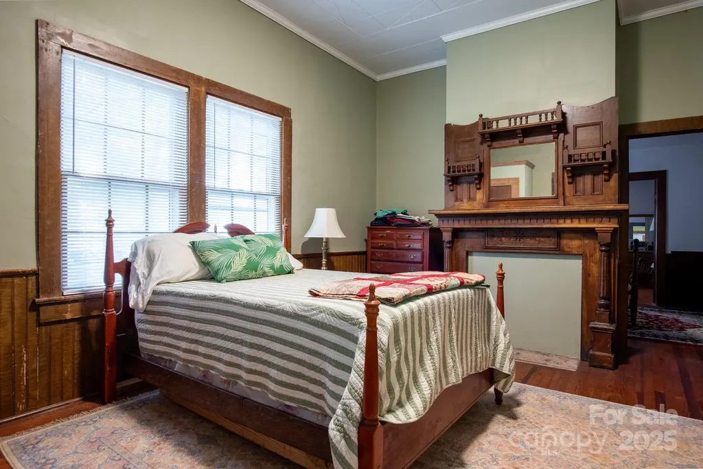 605 N Piedmont Avenue Kings Mountain NC 28086