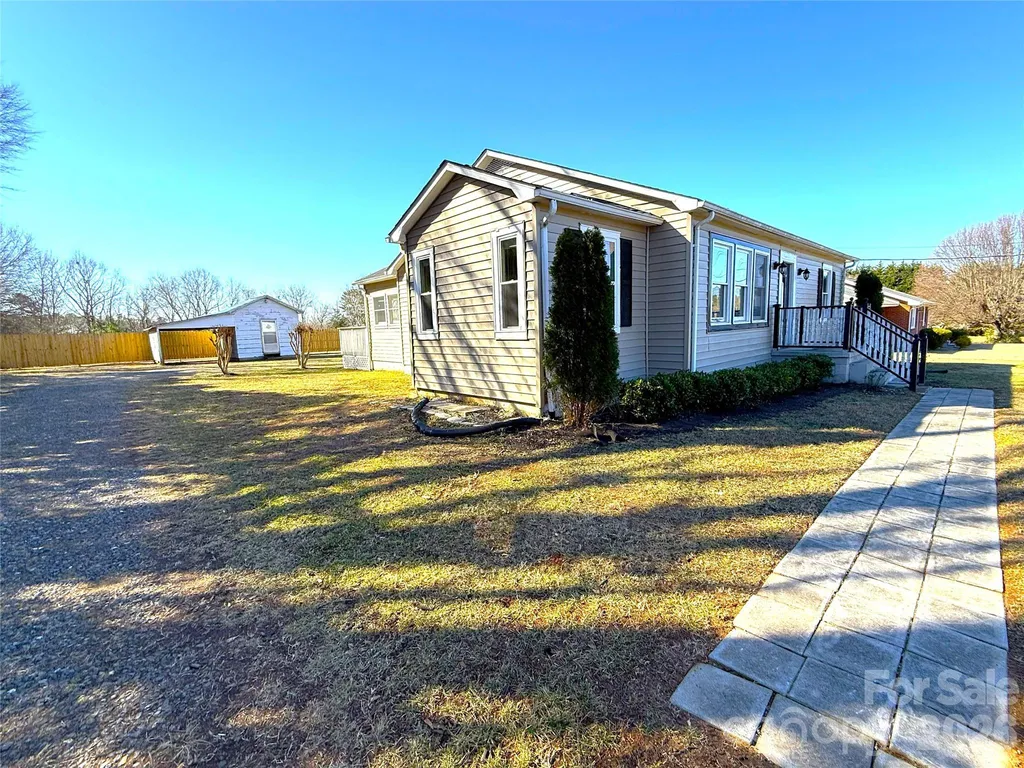 1782 Us 74 Business Highway Ellenboro NC 28040