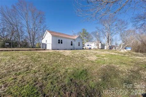 528 6th Street Chester SC 29706