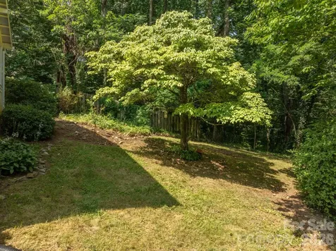 334 Greenville Street Saluda NC 28773