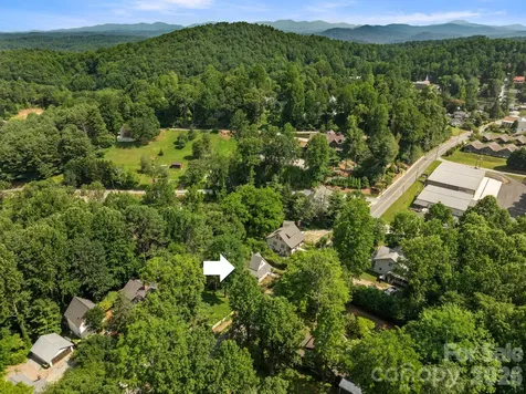 334 Greenville Street Saluda NC 28773