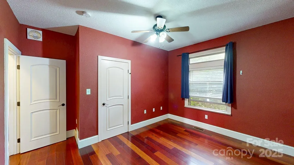 6 Sunrise Valley Leicester NC 28748