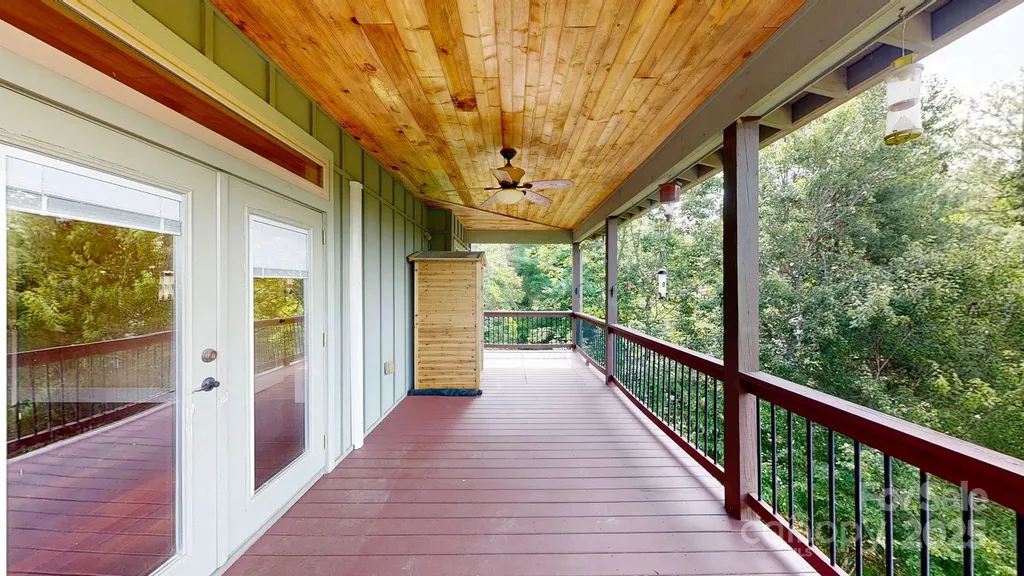 6 Sunrise Valley Leicester NC 28748