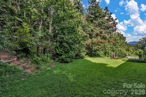 31 Mark Twain Road Asheville NC 28805