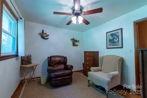 40 Double Island Road Burnsville NC 28714