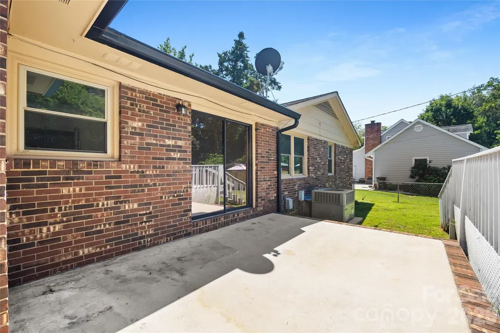 168 Mooreland Road Mooresville NC 28117