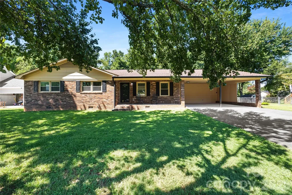 168 Mooreland Road Mooresville NC 28117
