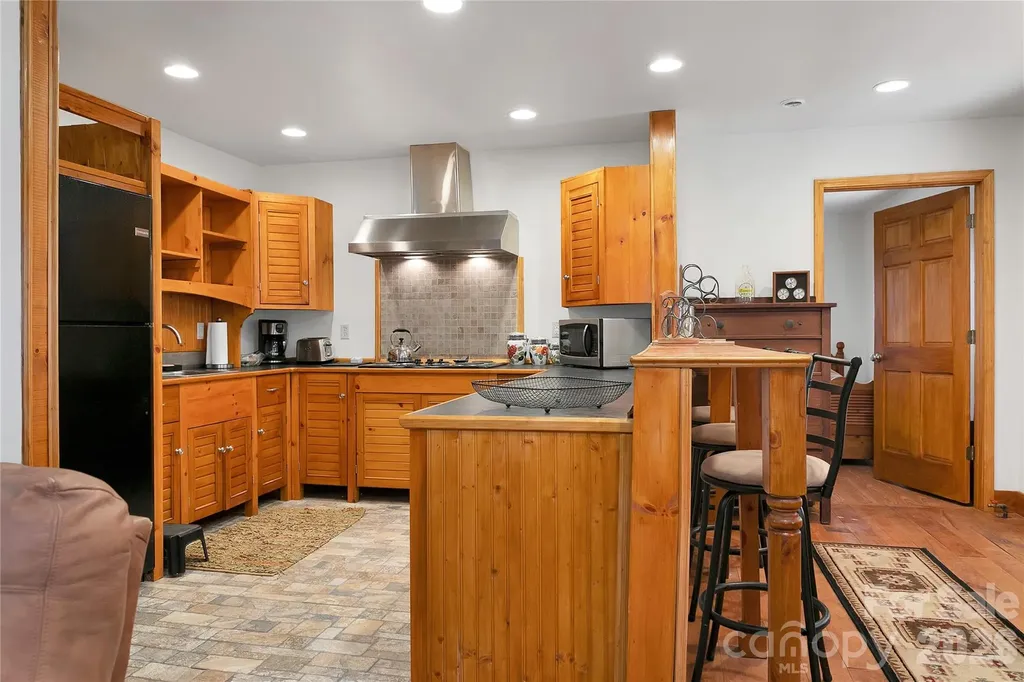 370 Moons Rest Lane Brevard NC 28712