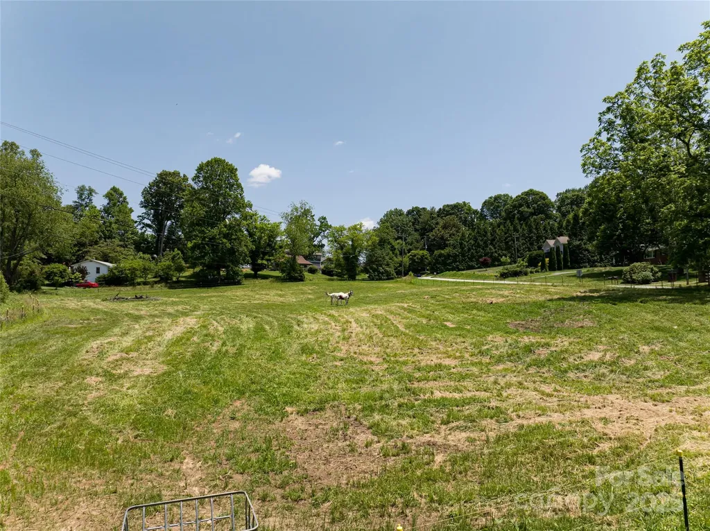 173 Avery Creek Road Arden NC 28704