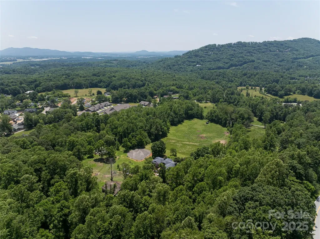 173 Avery Creek Road Arden NC 28704