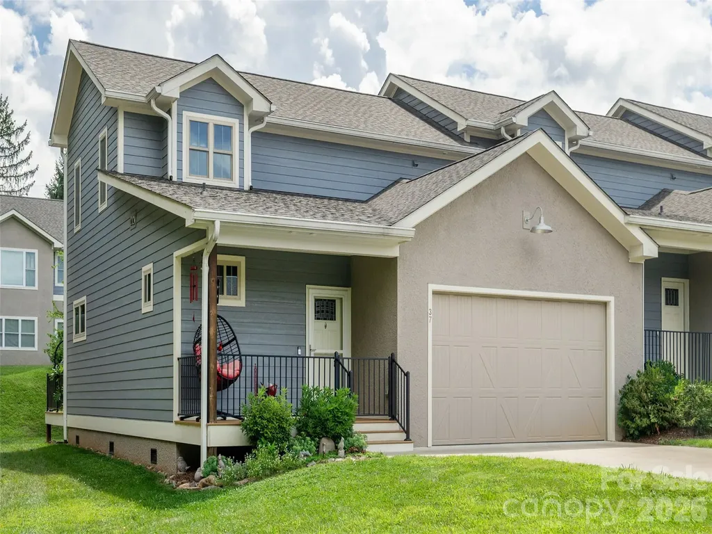 37 Thornes Lane Asheville NC 28805
