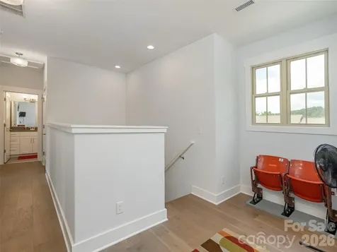 37 Thornes Lane Asheville NC 28805