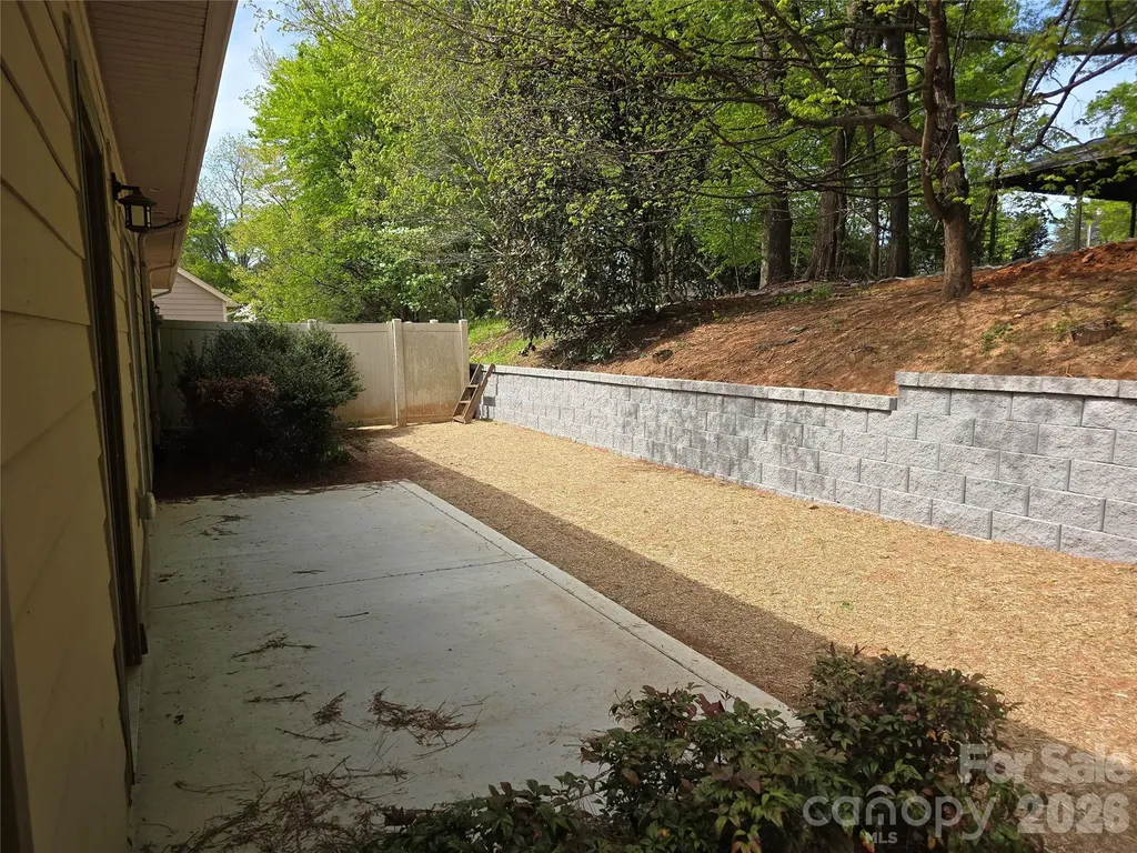 102 Coral Lane Mooresville NC 28117