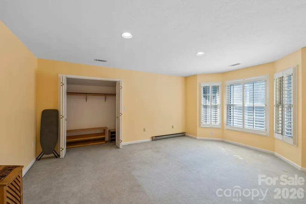 652 Avery Creek Road Arden NC 28704