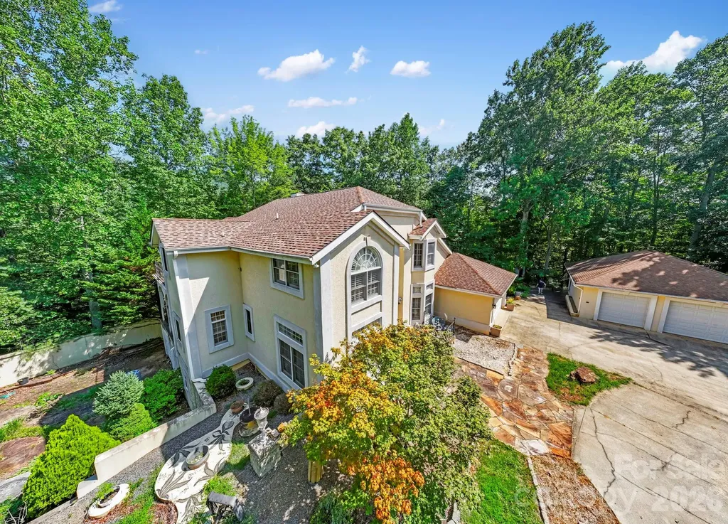 652 Avery Creek Road Arden NC 28704