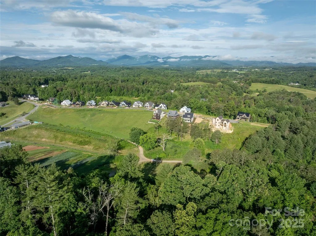 237 Westridge Farm Road Asheville NC 28804