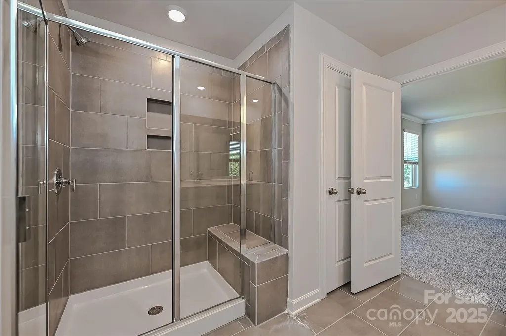 1433 Wildflower Street Newton NC 28658