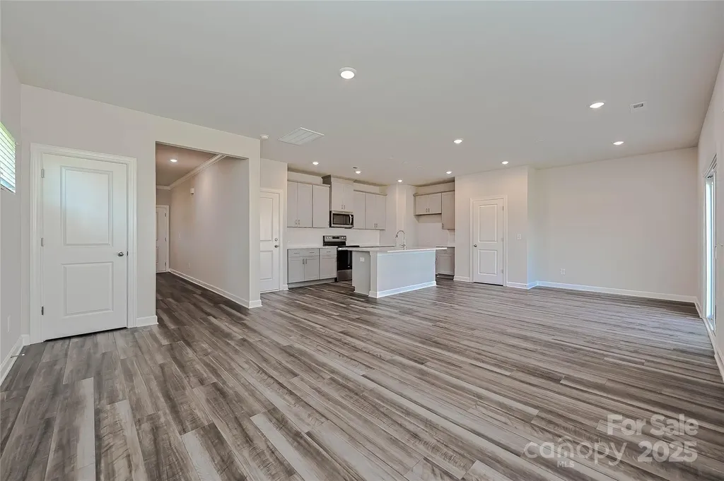 1433 Wildflower Street Newton NC 28658