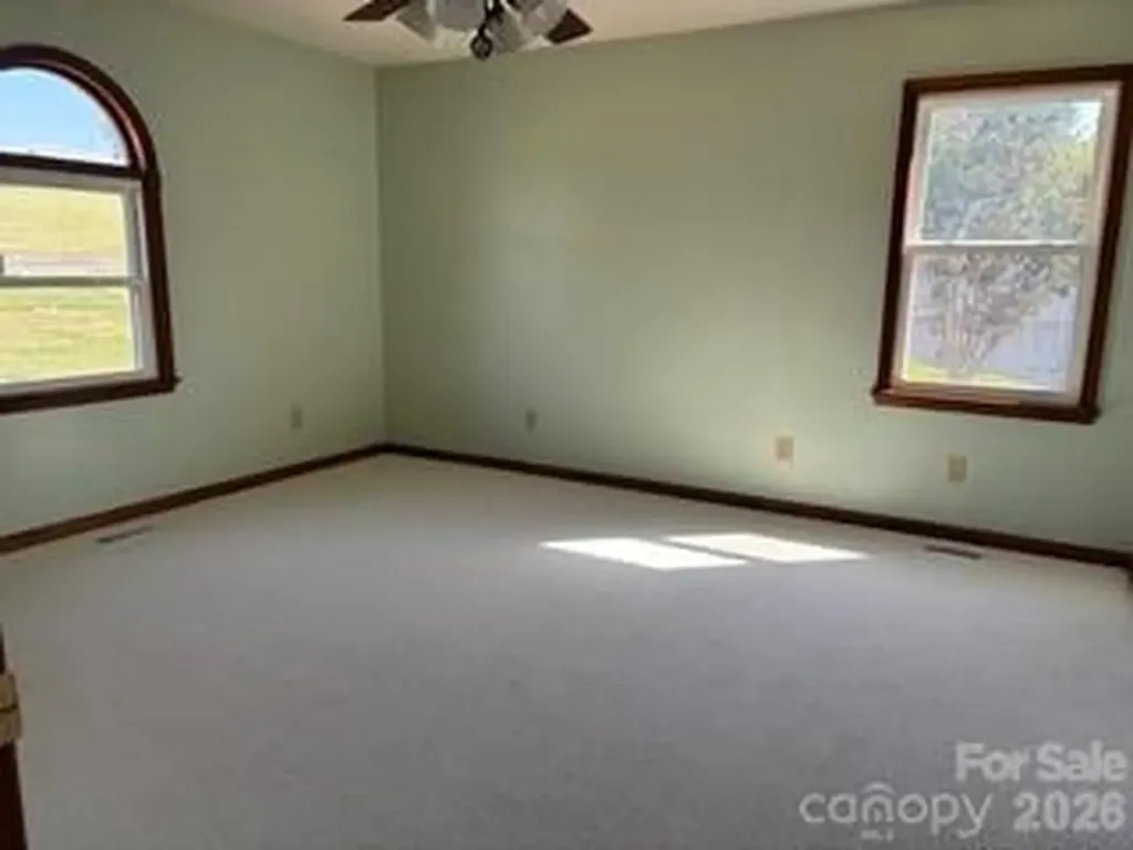 1633 Jamestown Road Morganton NC 28655