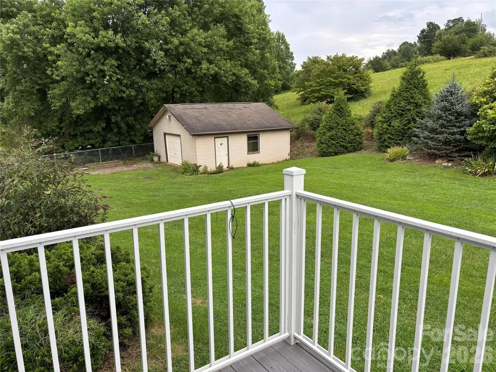 1633 Jamestown Road Morganton NC 28655