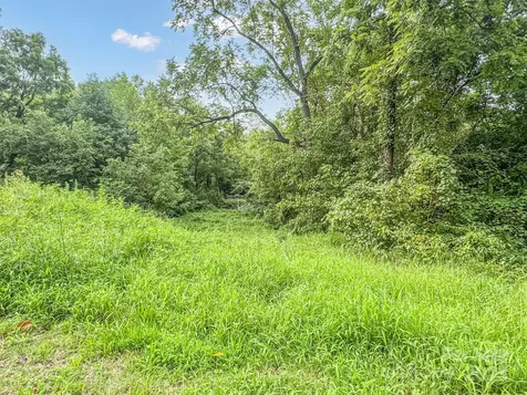 445 Newton Avenue Statesville NC 28677