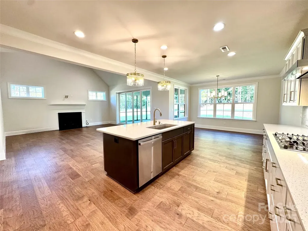 125 Crestview Lane Troutman NC 28166