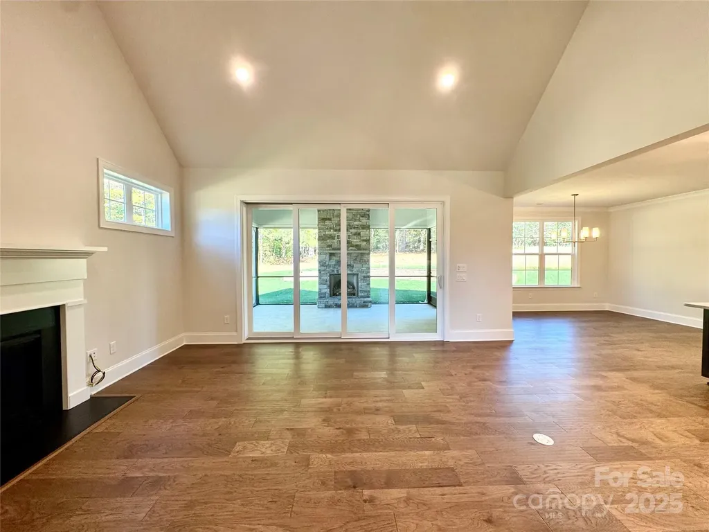 125 Crestview Lane Troutman NC 28166