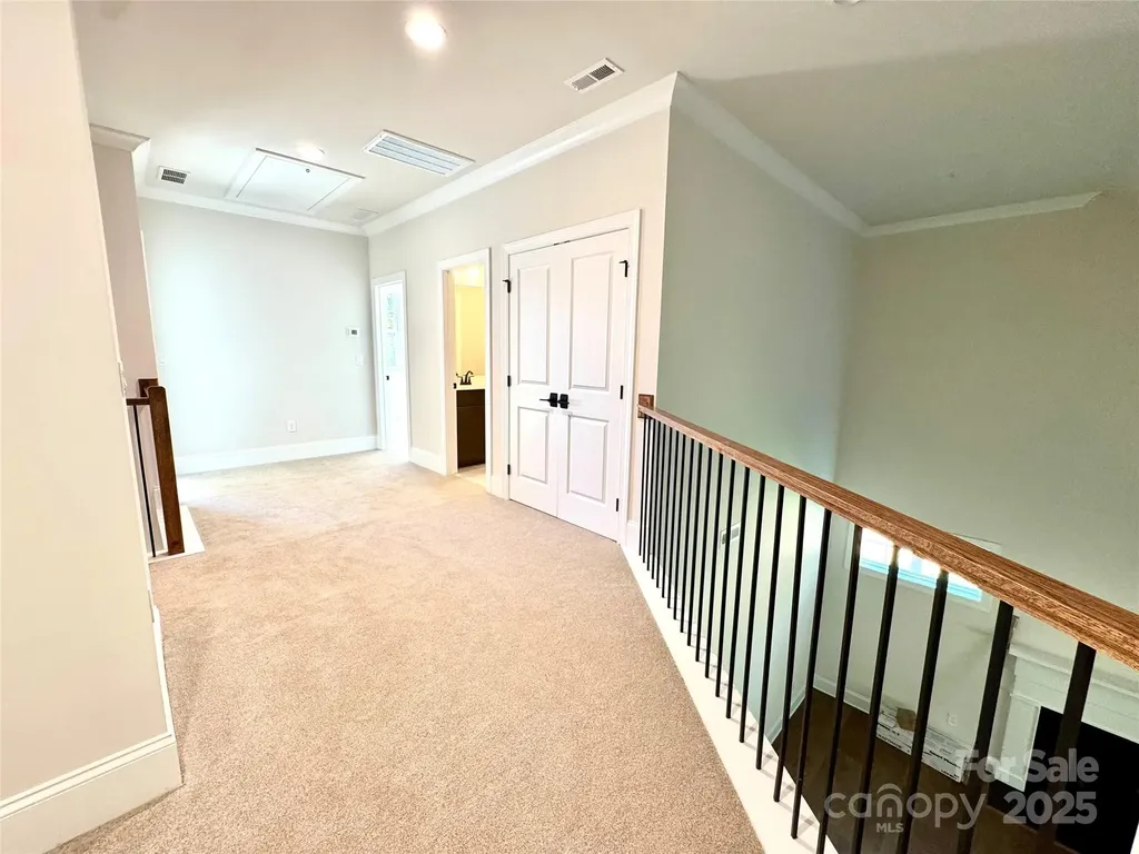 125 Crestview Lane Troutman NC 28166