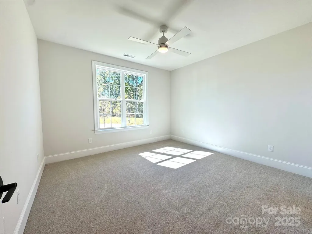 125 Crestview Lane Troutman NC 28166