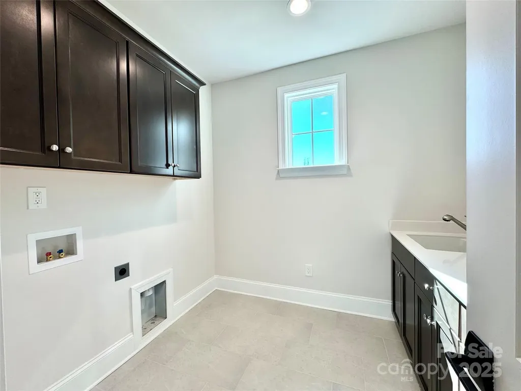 125 Crestview Lane Troutman NC 28166