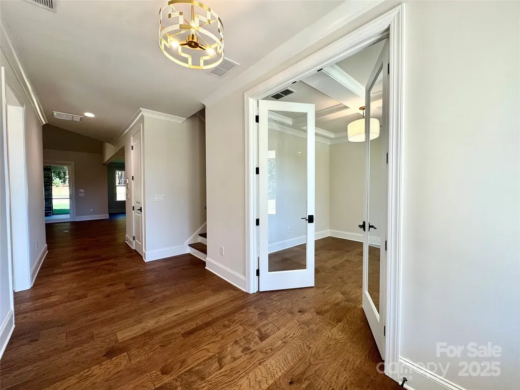 125 Crestview Lane Troutman NC 28166