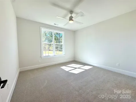 125 Crestview Lane Troutman NC 28166