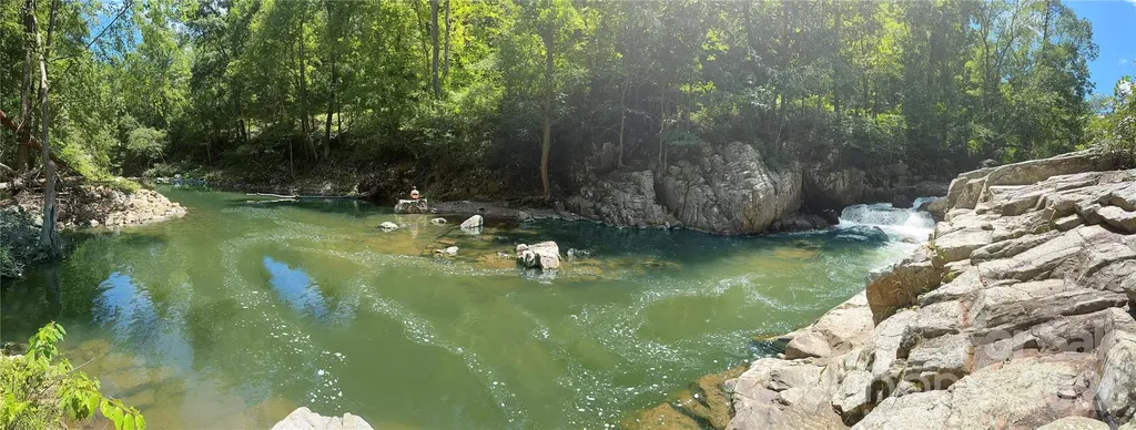 257 Henderson Drive Hot Springs NC 28743