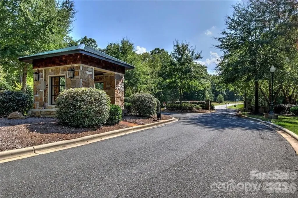 1695 Sierra Trace Road Denton NC 27239