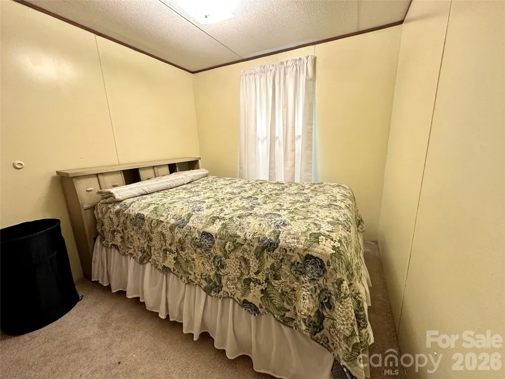 492 Chestnut Mountain Road Spruce Pine NC 28777