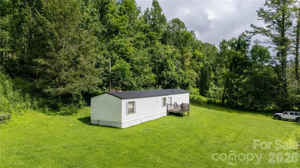 492 Chestnut Mountain Road Spruce Pine NC 28777