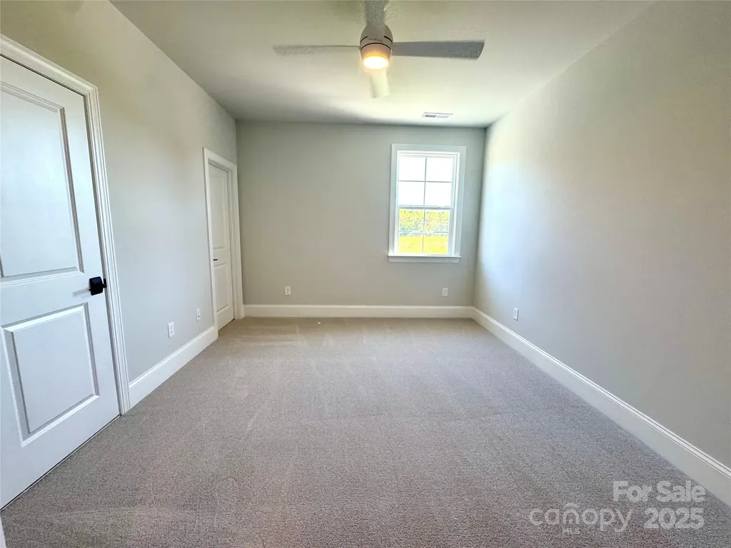 133 Crestview Lane Troutman NC 28166