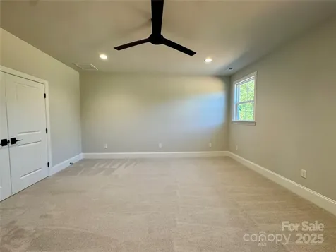 133 Crestview Lane Troutman NC 28166