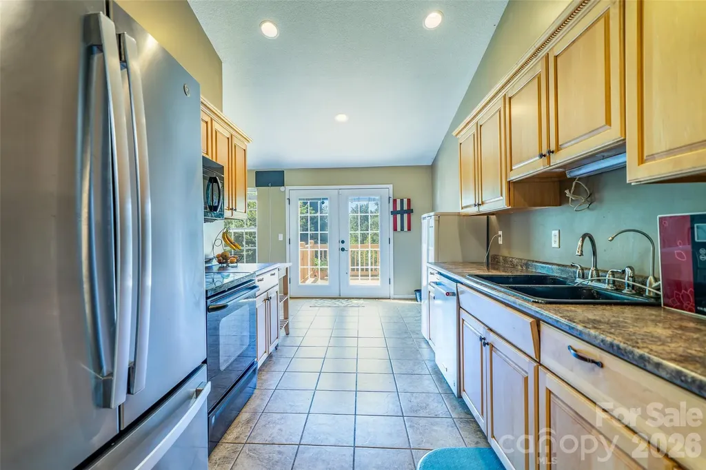 151 Willard Lane Hendersonville NC 28792