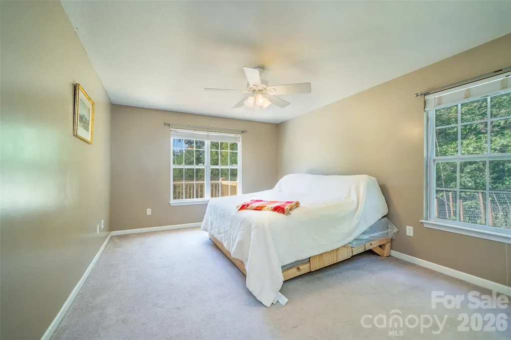 151 Willard Lane Hendersonville NC 28792