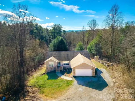 151 Willard Lane Hendersonville NC 28792