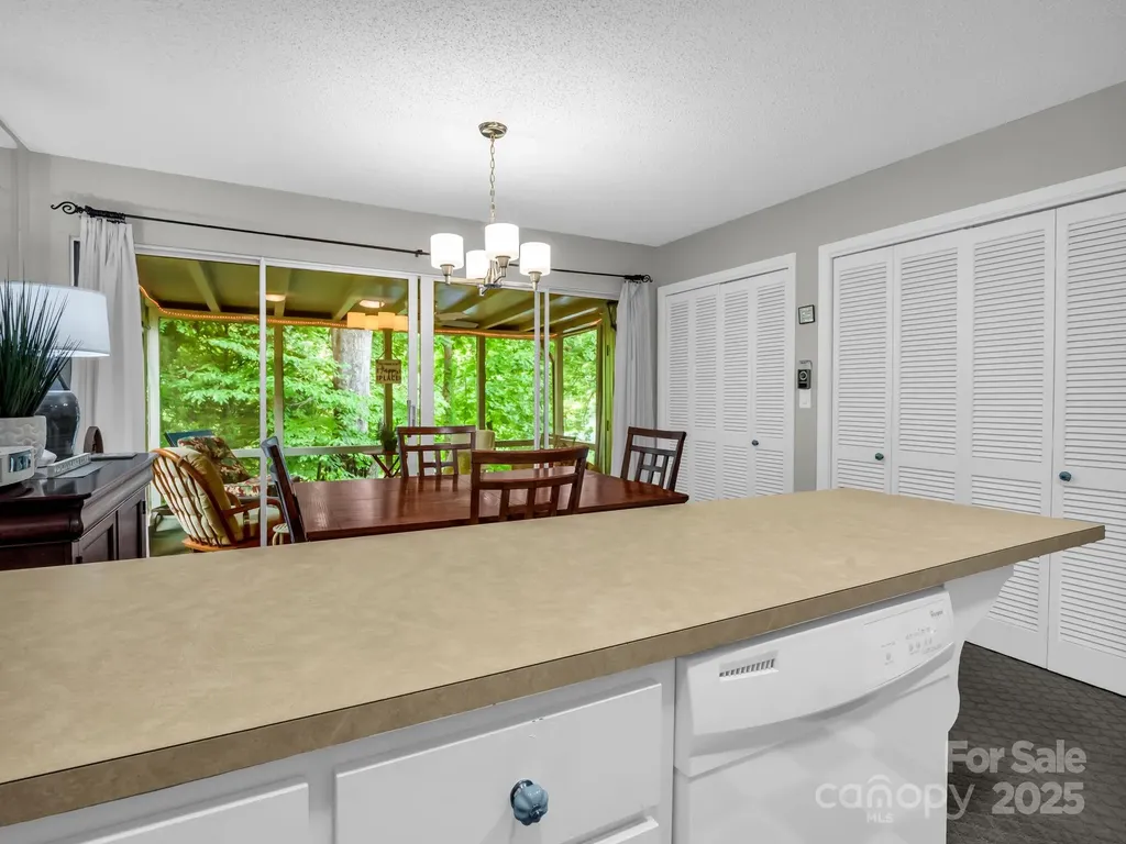 140 West Lake Drive Lake Lure NC 28746