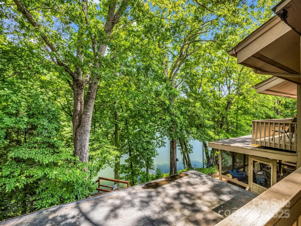 140 West Lake Drive Lake Lure NC 28746