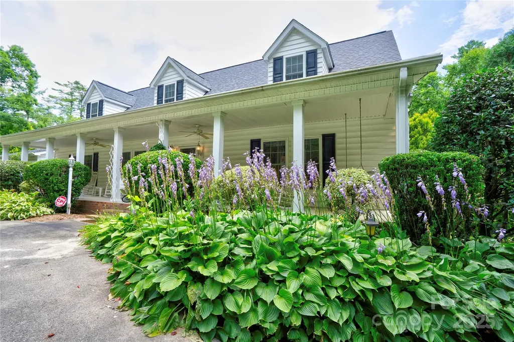 2606 Greenville Highway Flat Rock NC 28731