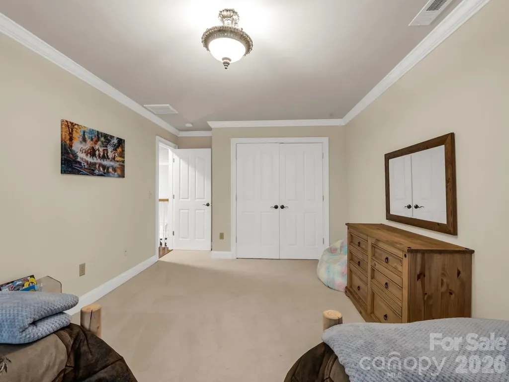 45 Brown Bear Ridge Trail Zirconia NC 28790