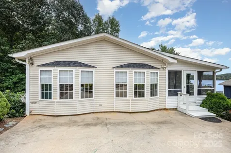 115 Trails End Lane New London NC 28127