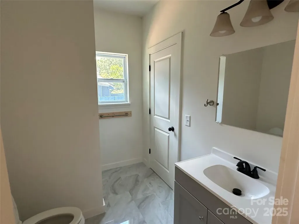 1409 Enochville Road Kannapolis NC 28081