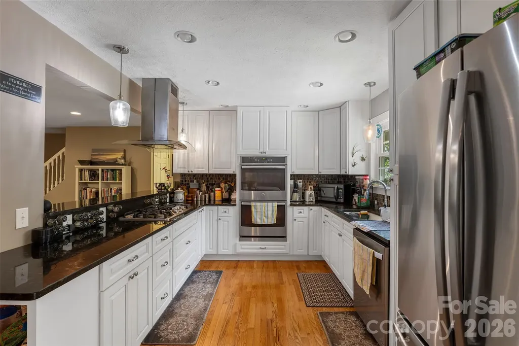 15 Willow Knolls Drive Weaverville NC 28787