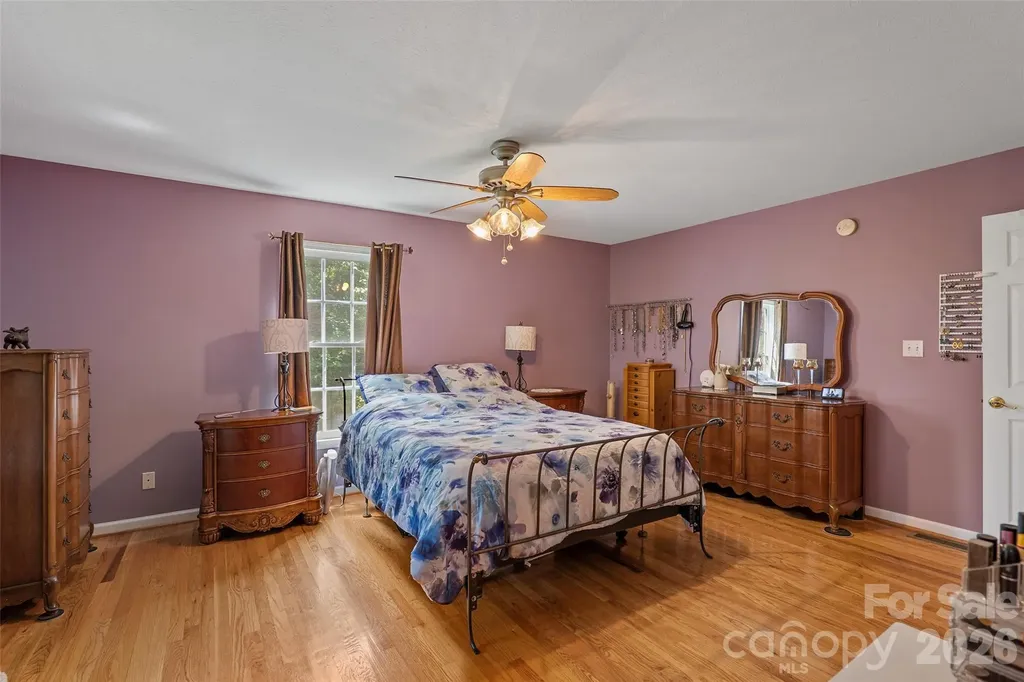 15 Willow Knolls Drive Weaverville NC 28787